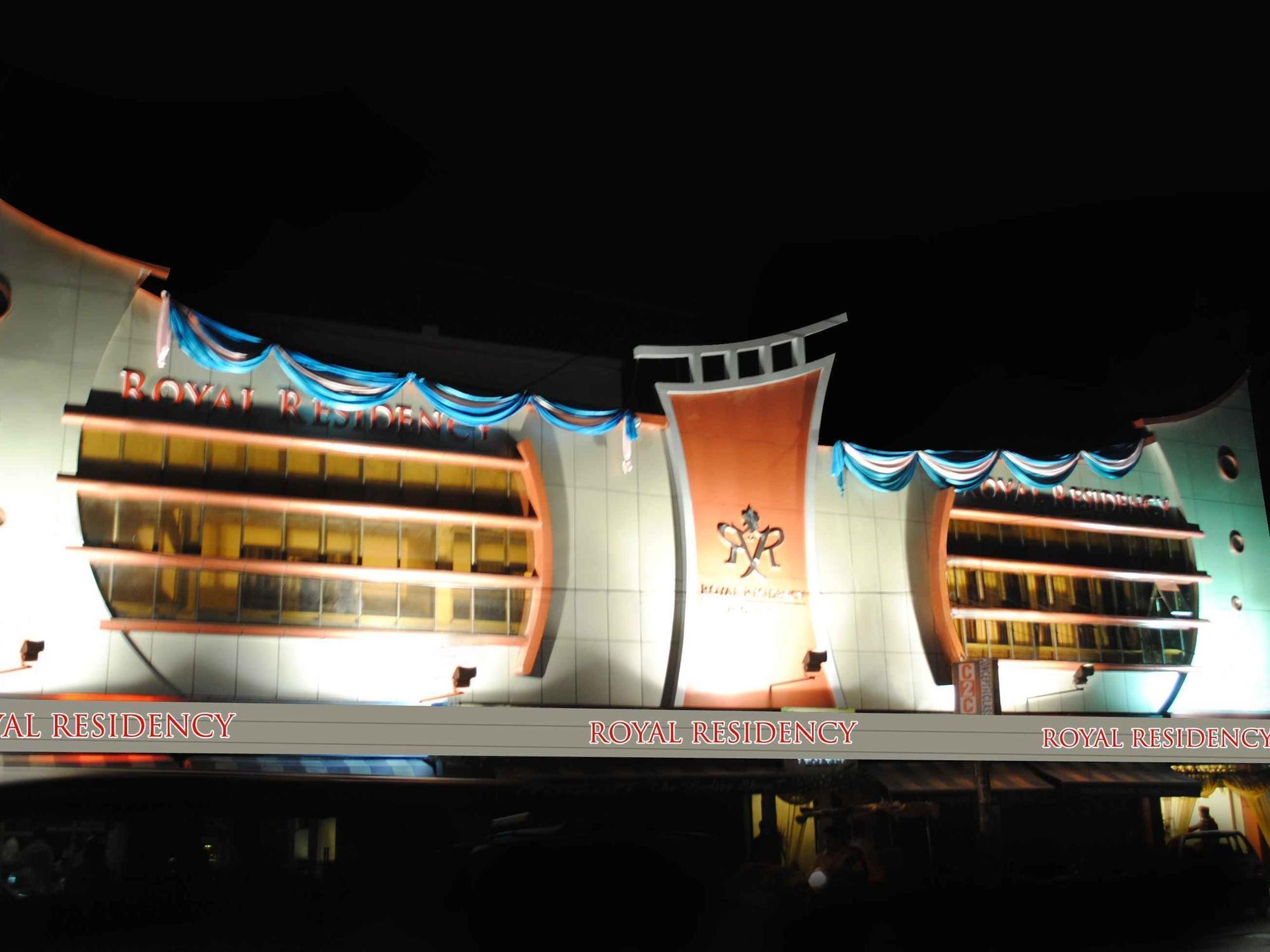 Royal Residency Hotel Gorakhpur Extérieur photo